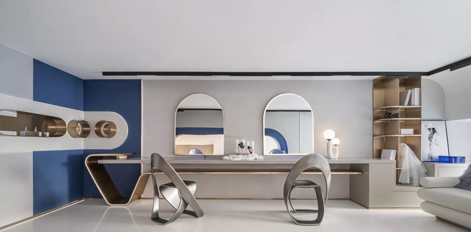 180平米婚紗禮服定制店鋪裝修設(shè)計效果圖